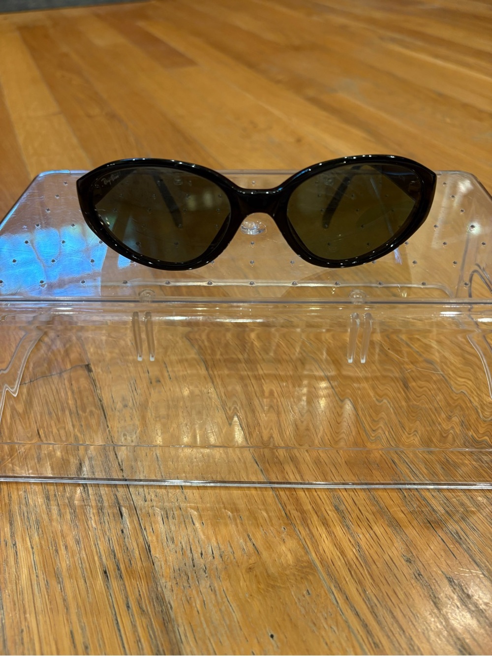 Ray-Ban Black Cat-Eye Sunglasses with Dark lenses Vintage